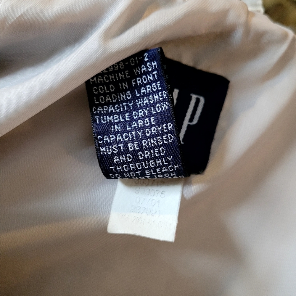 Women's GAP Down Puffer Jacket Cream Medium Vintage Y2K! - Picture 11 of 14